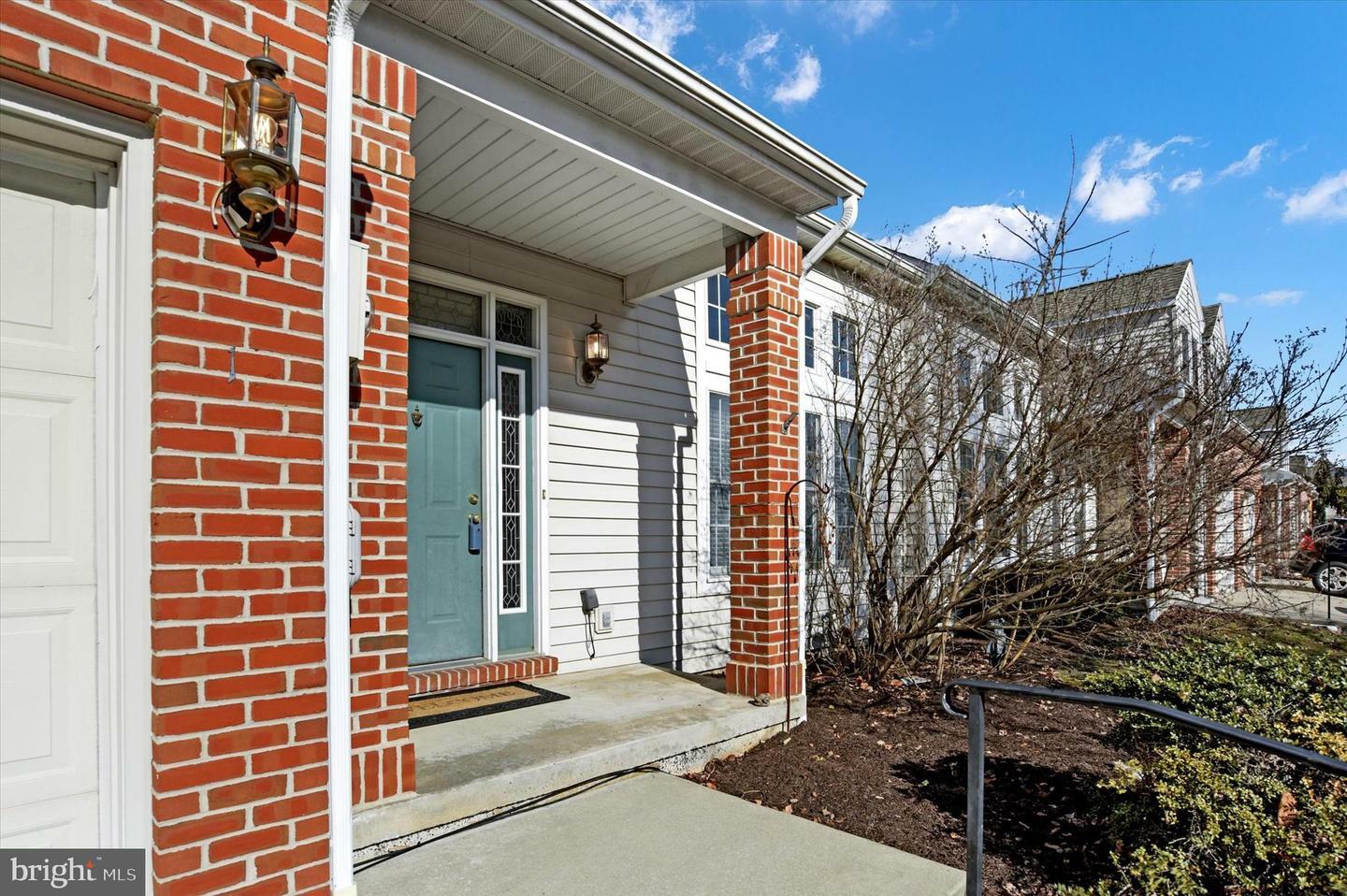 Property Photo:  18 Round Ridge Road  PA 17055 