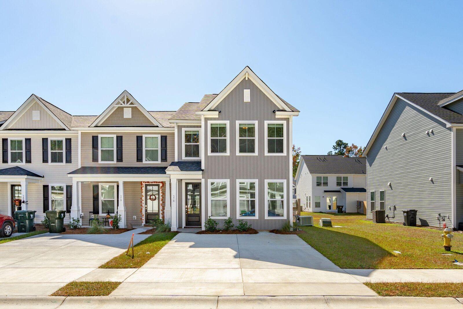 Property Photo: 213 Abercom Place Drive SC 29461
