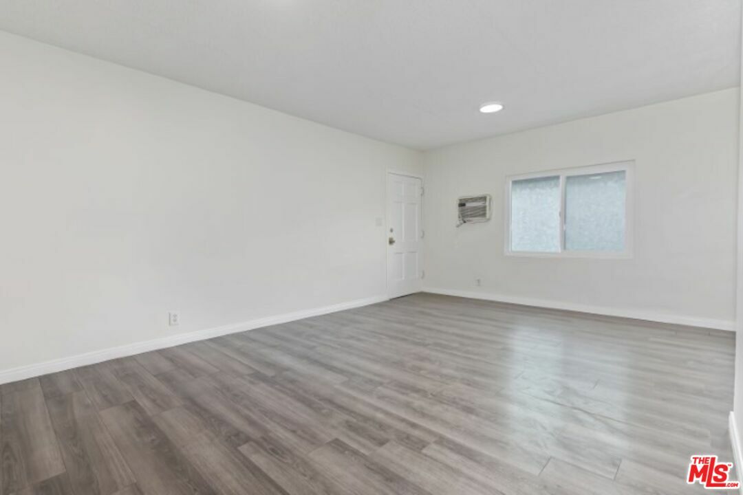 Property Photo:  3974  Sawtelle Blvd 5  CA 90066 