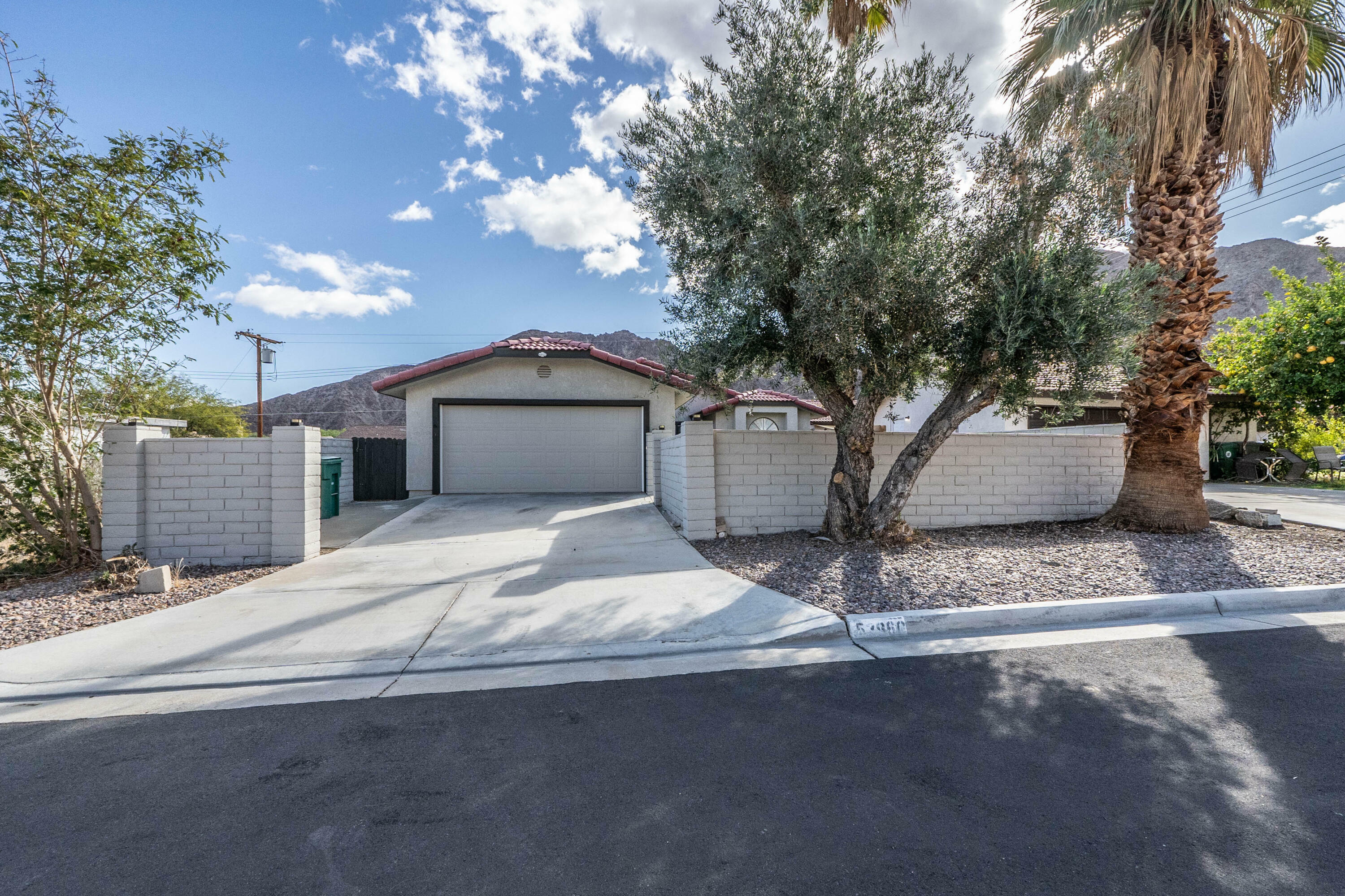 53960 Avenida Martinez  La Quinta CA 92253 photo