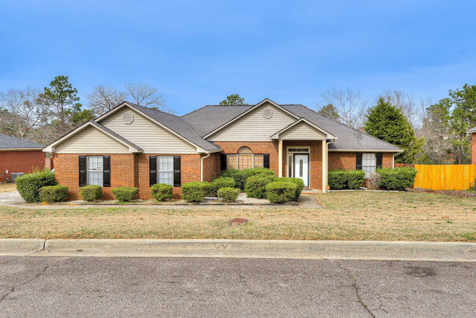 Property Photo: 4325 Creekview Drive GA 30815
