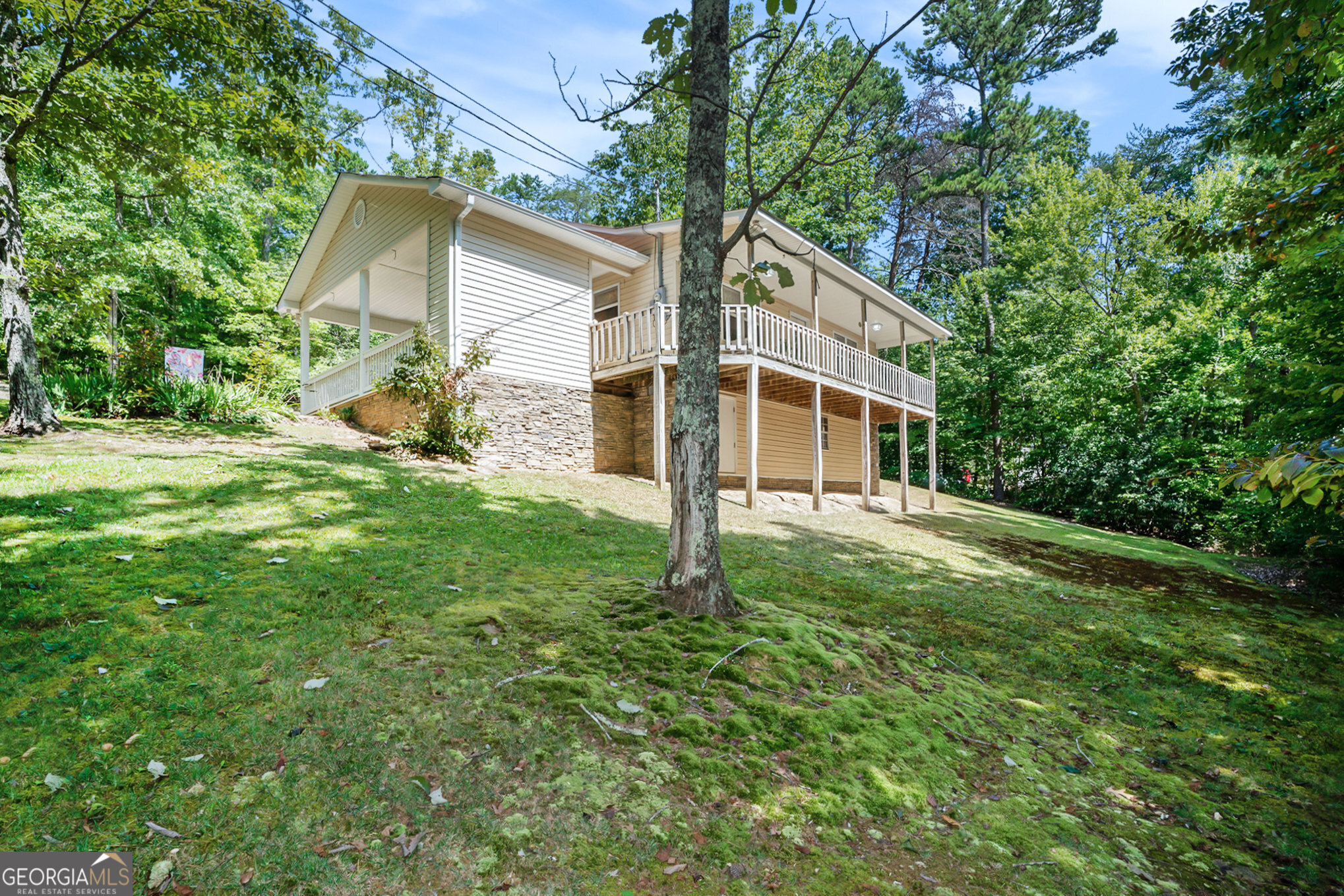 Property Photo:  1700 Greenfield Road  GA 30536 