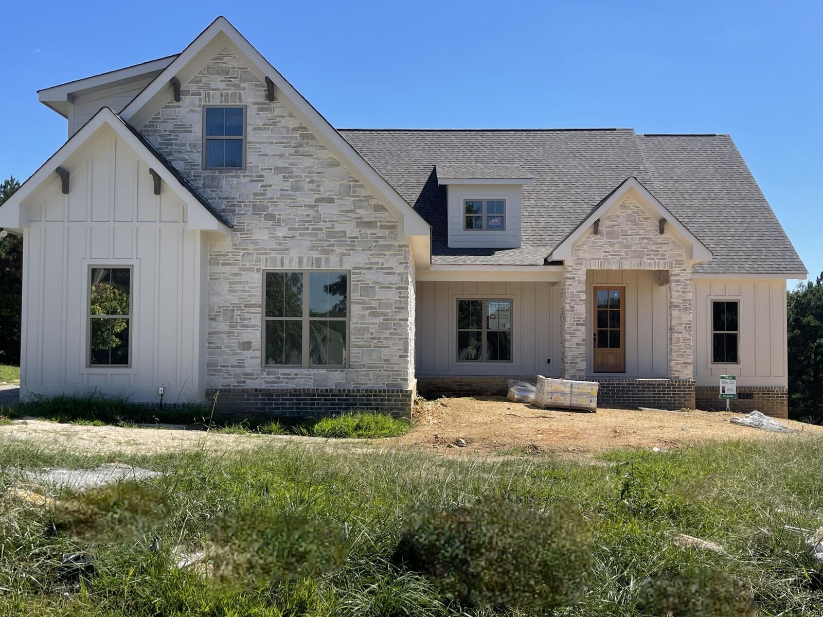 Property Photo: 1646 Ritz Way TN 37379