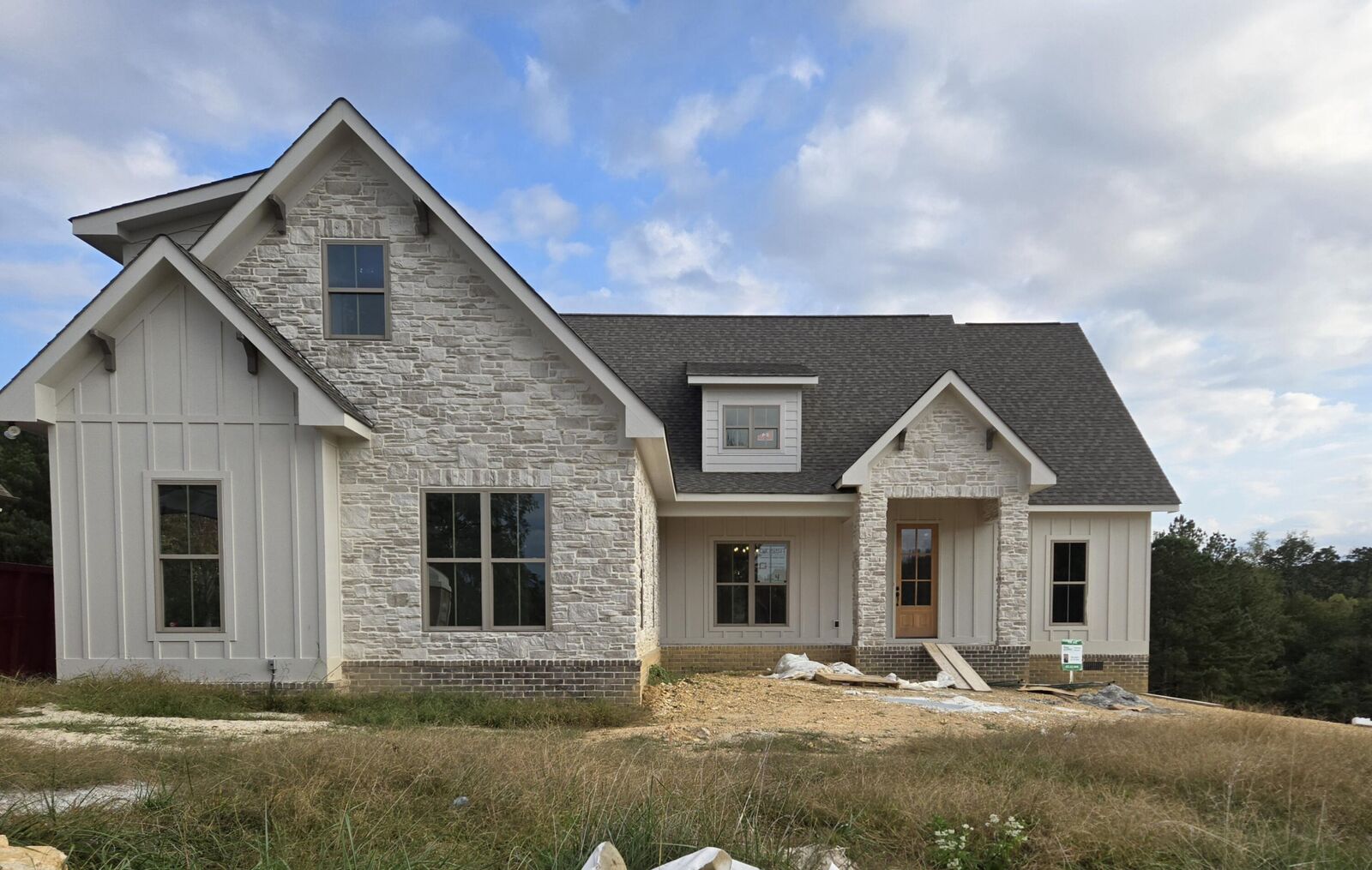 Property Photo:  1646 Ritz Way  TN 37379 