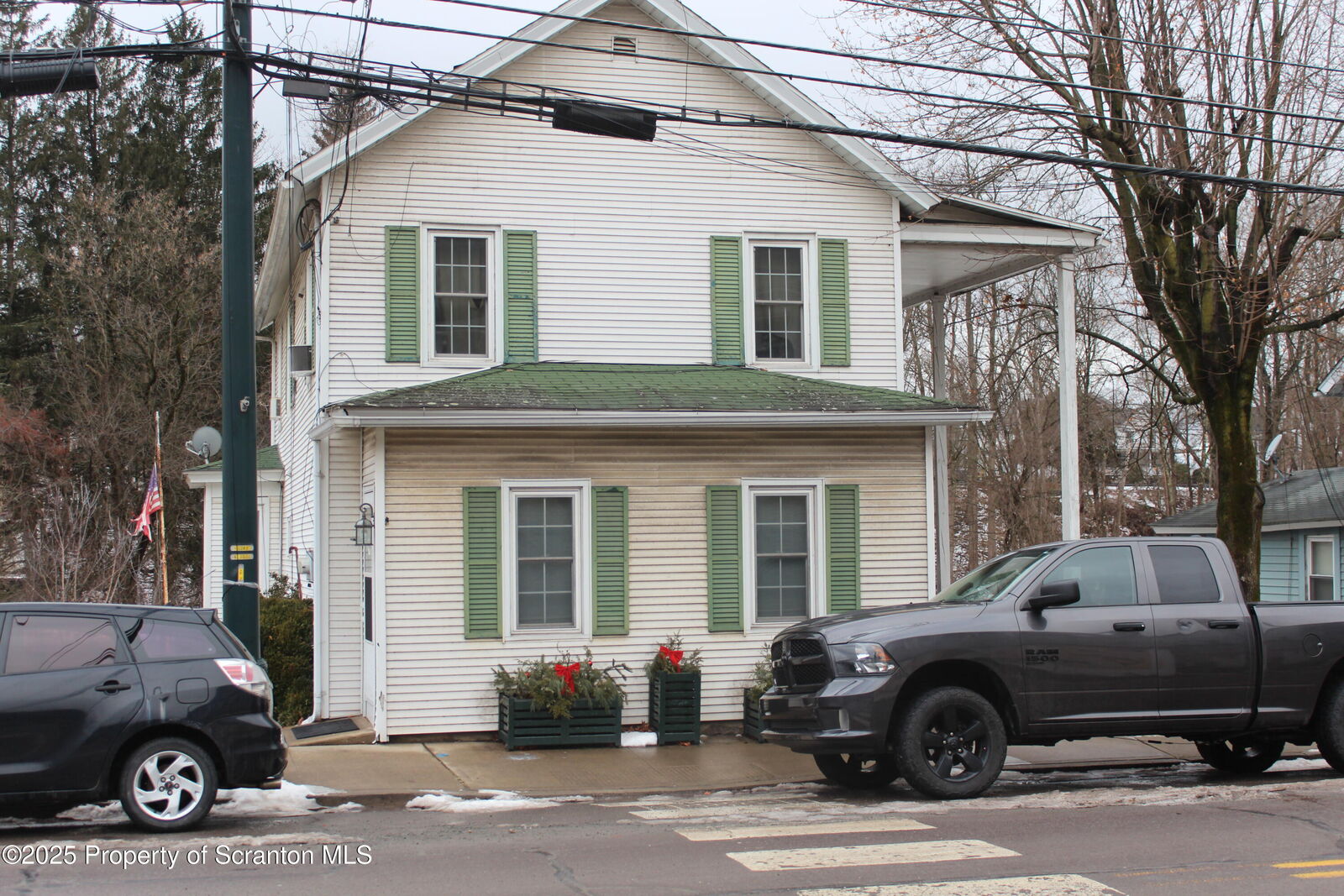 Property Photo: 105 College Avenue PA 18419