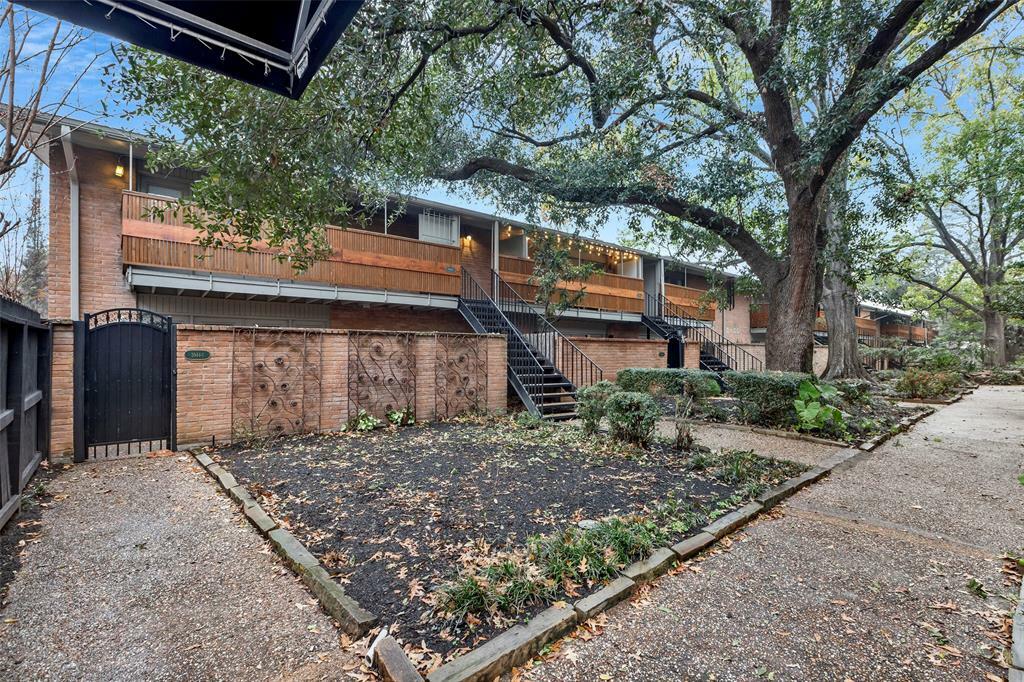 Property Photo:  3944 W Alabama Street 2  TX 77027 