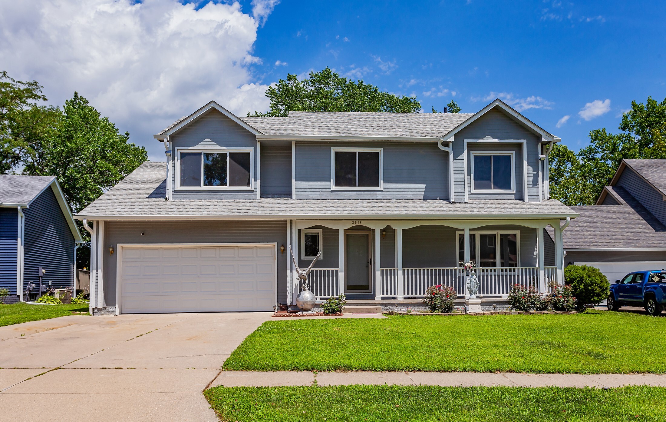 Property Photo: 3015 Deerpath Court IA 50320