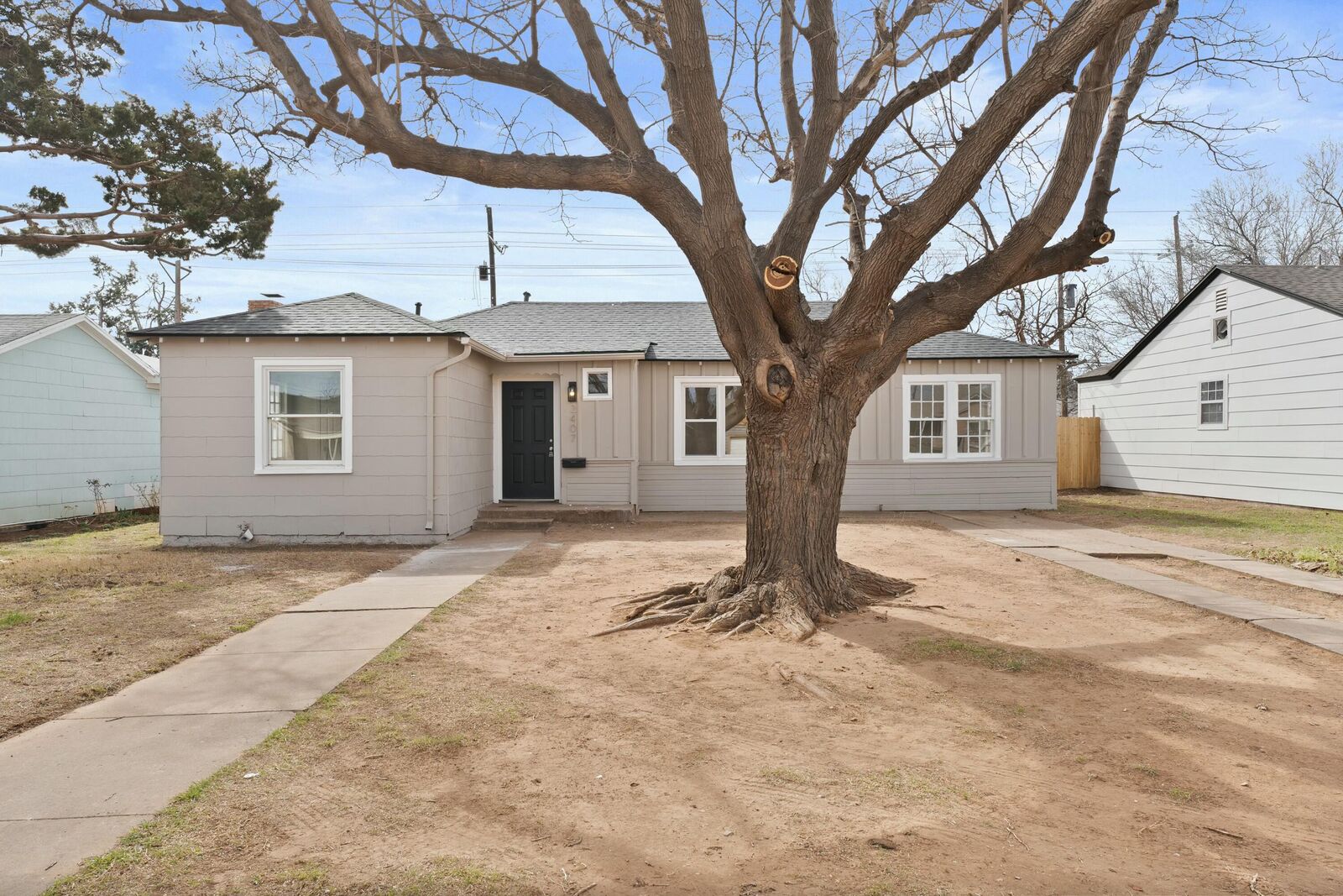 Property Photo: 2407 35th Street TX 79412