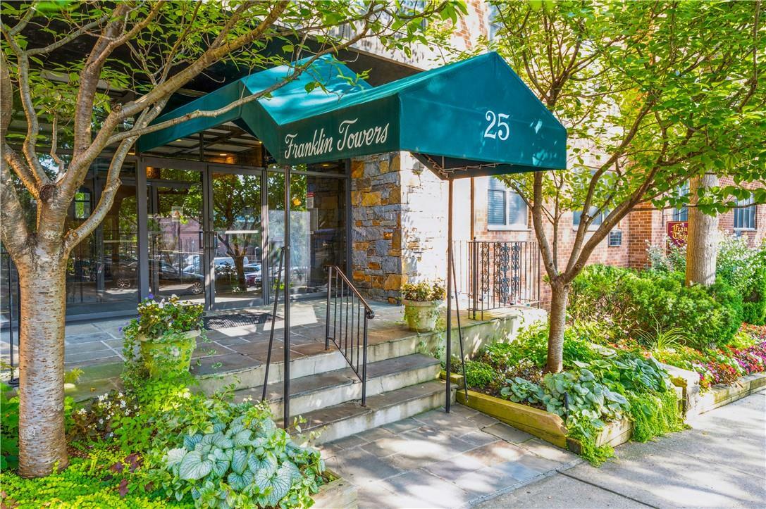 Property Photo:  25 Franklin Avenue 4.j  NY 10601 