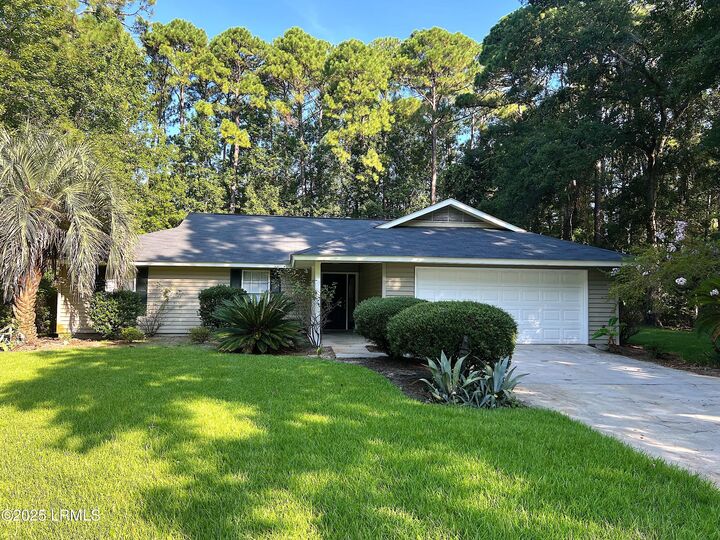 37 Wade Hampton Drive  Beaufort SC 29907 photo