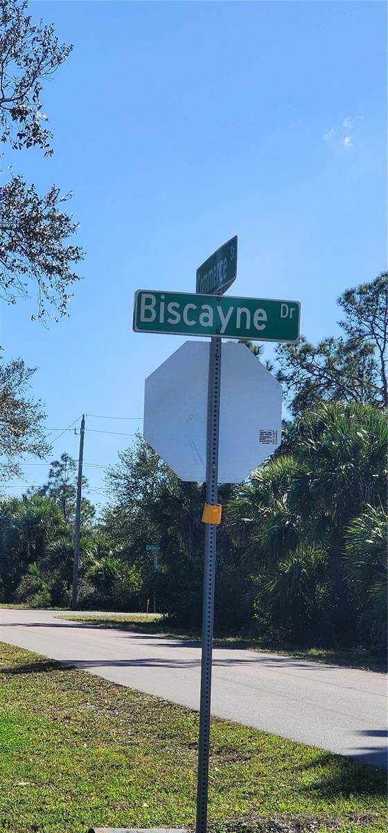 Property Photo:  1173 Biscayne Drive  FL 33953