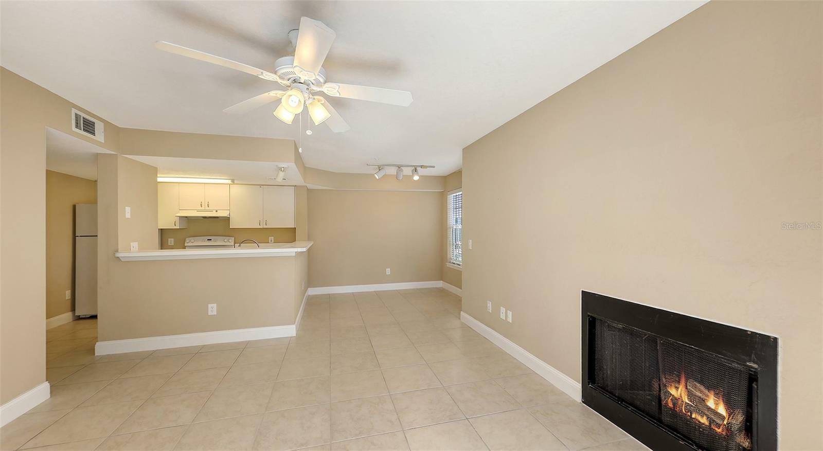 Property Photo:  850 S Tamiami Trail 301  FL 34236 