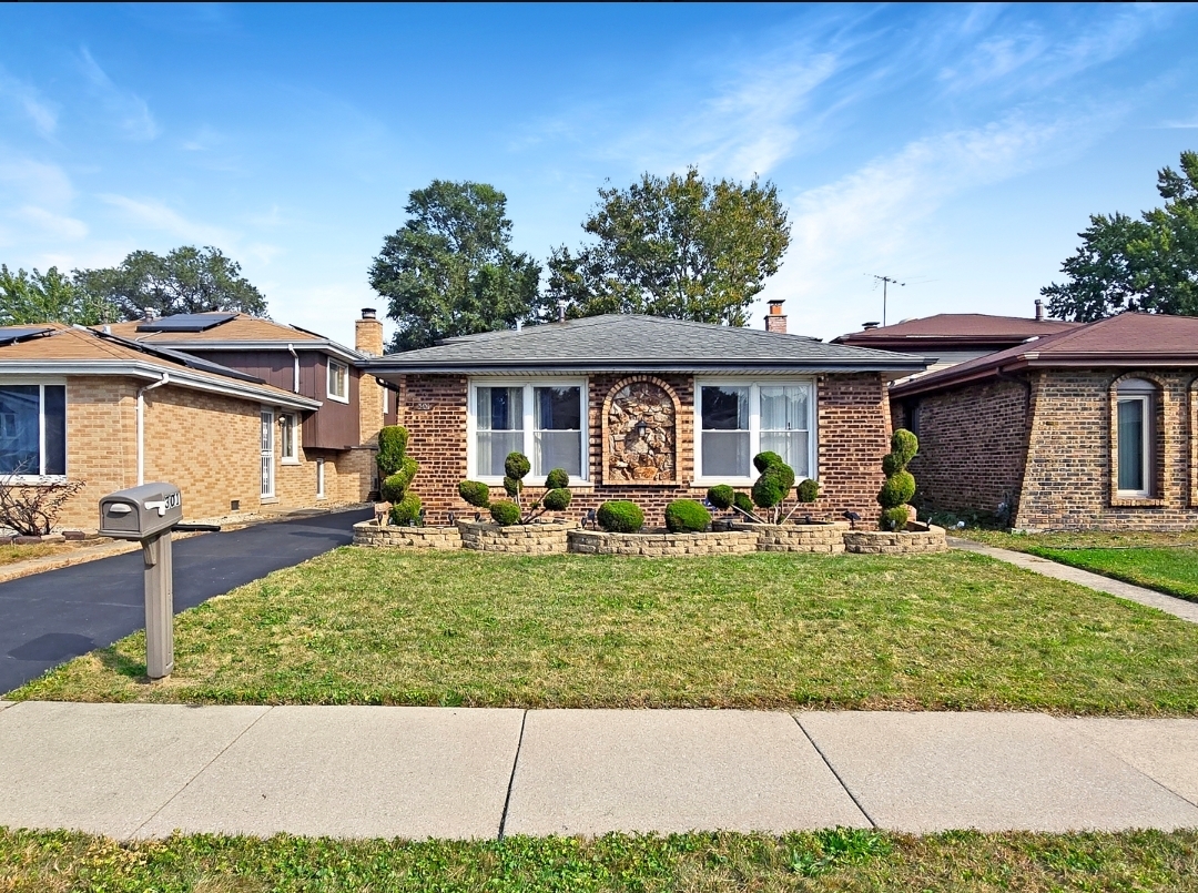 Property Photo: 301 Cornell Avenue IL 60409