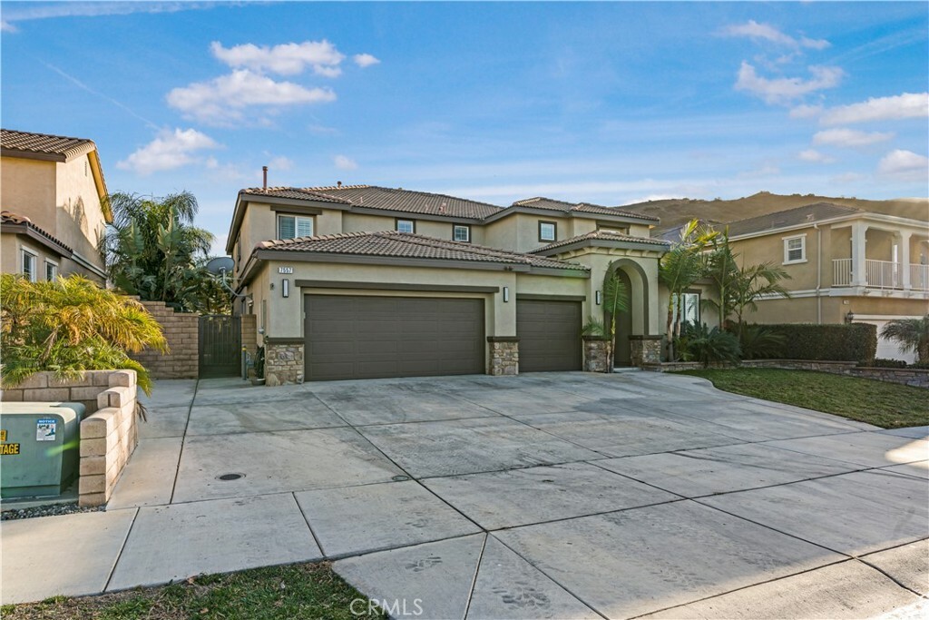 Property Photo: 7557 Summer Day Drive CA 92883