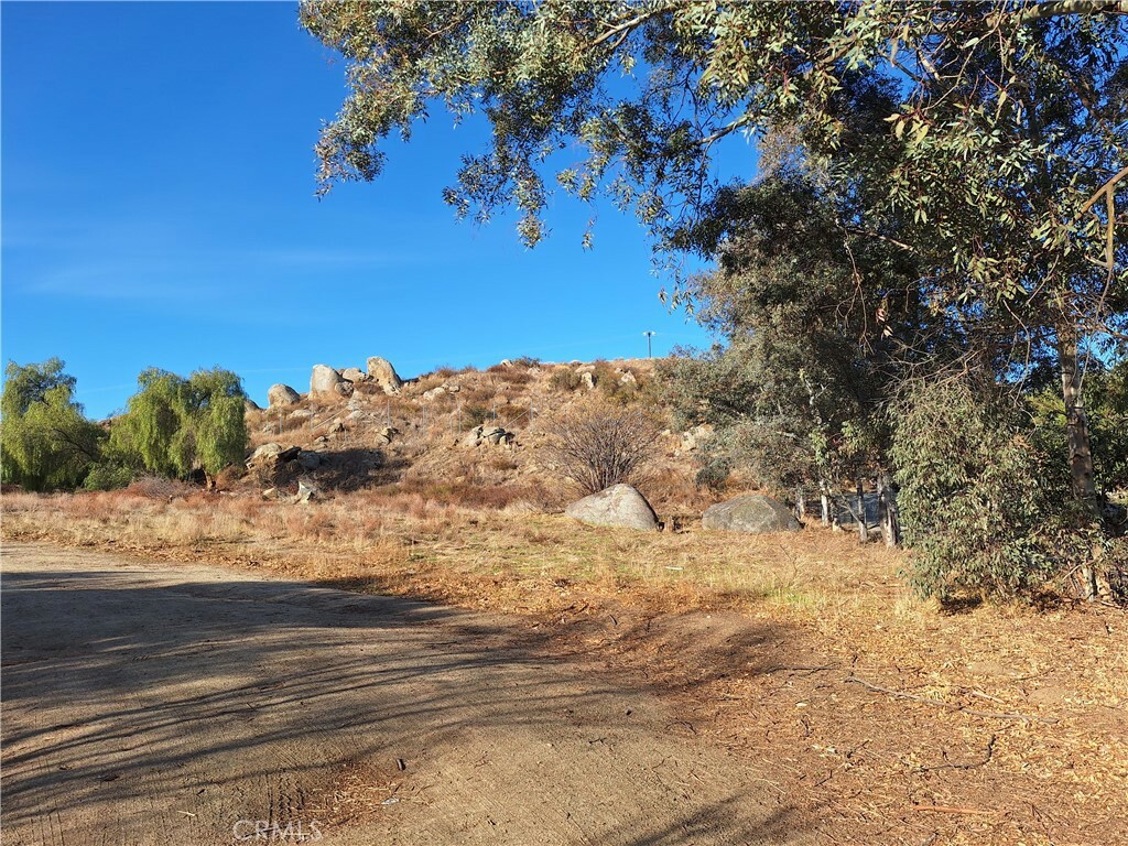 Property Photo:  71 Juniper Flats Road  CA 92567 