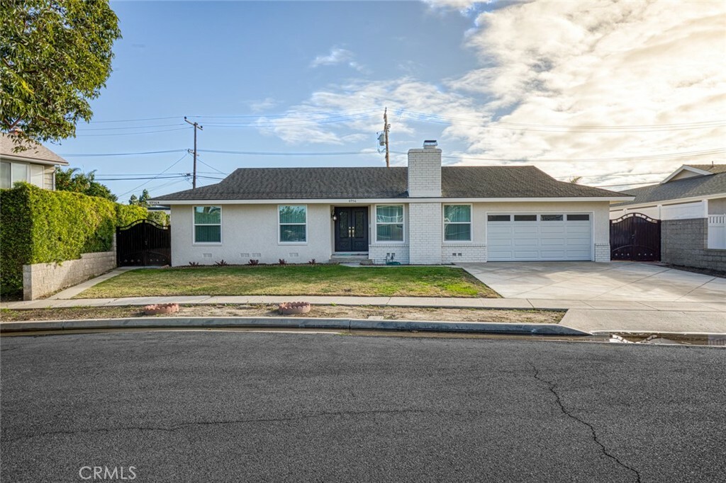 Property Photo:  8956 Swallow Avenue  CA 92708 