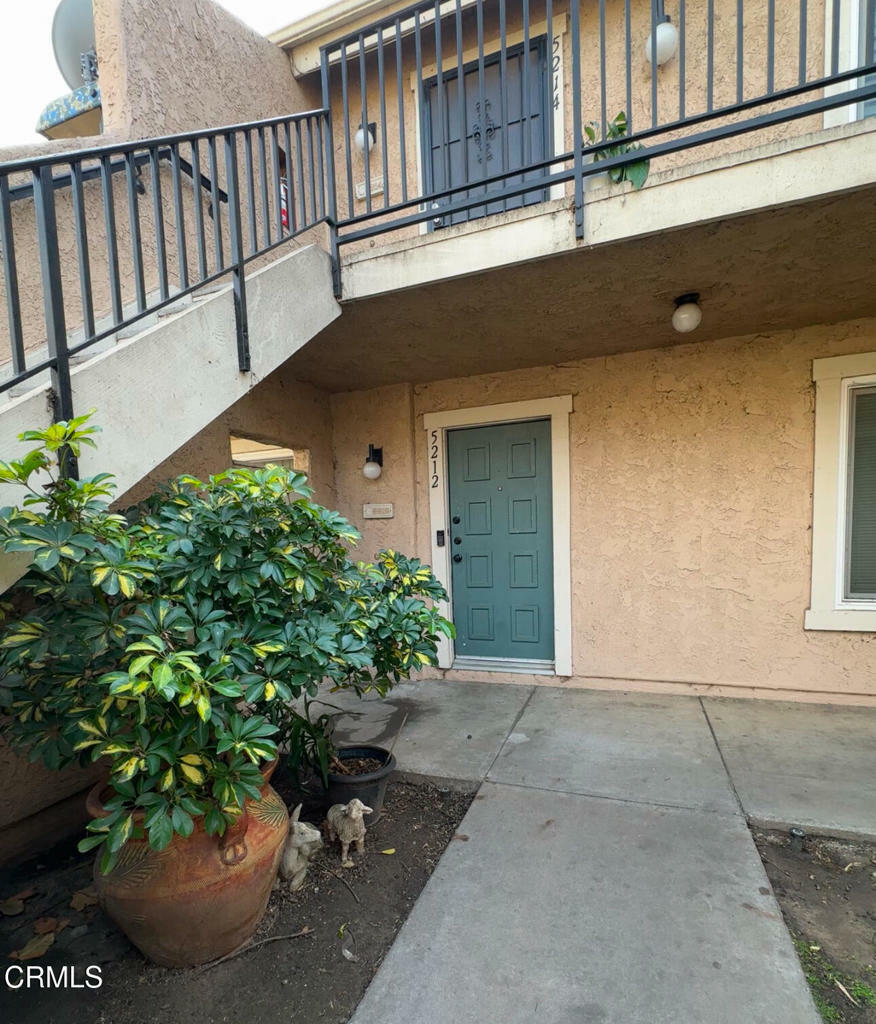 Property Photo:  5212 Jefferson Square  CA 93033 