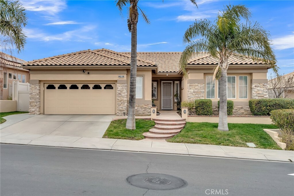 Property Photo:  2165 Birdie Drive  CA 92220 