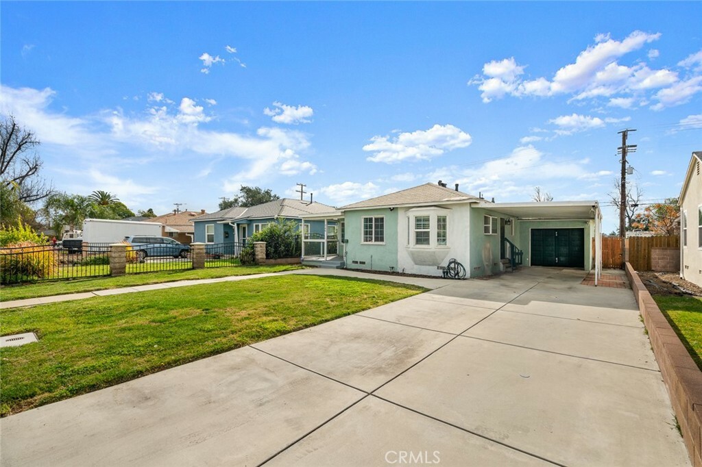 Property Photo:  740 Plaza Serena  CA 91764 