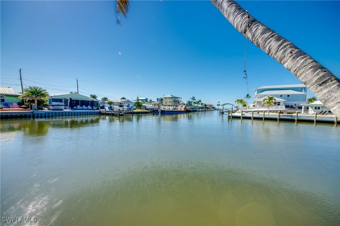 Property Photo: 3544 Emerald Avenue FL 33956