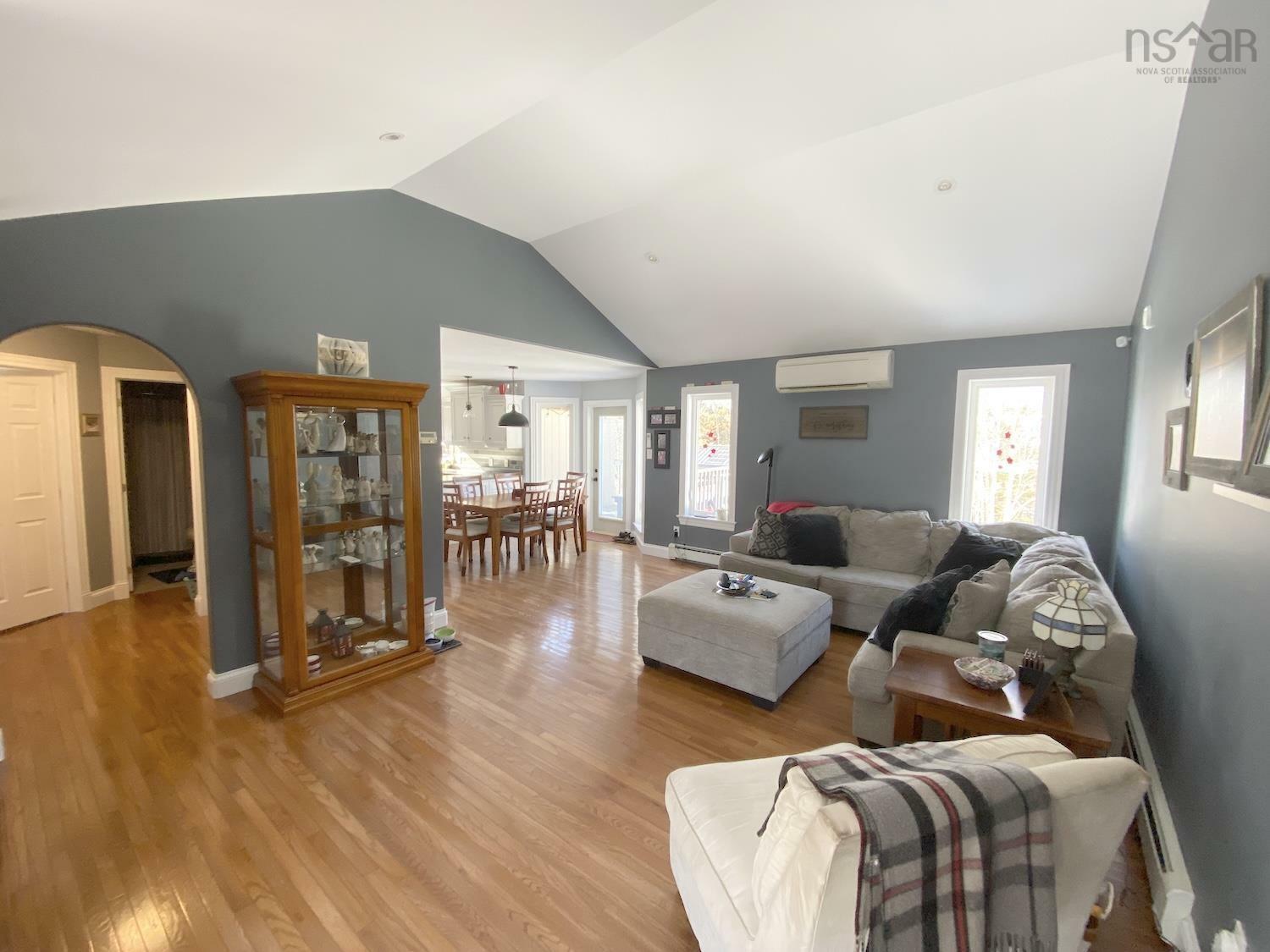 Property Photo:  81 Sandy Place  NS B6L 4G4 