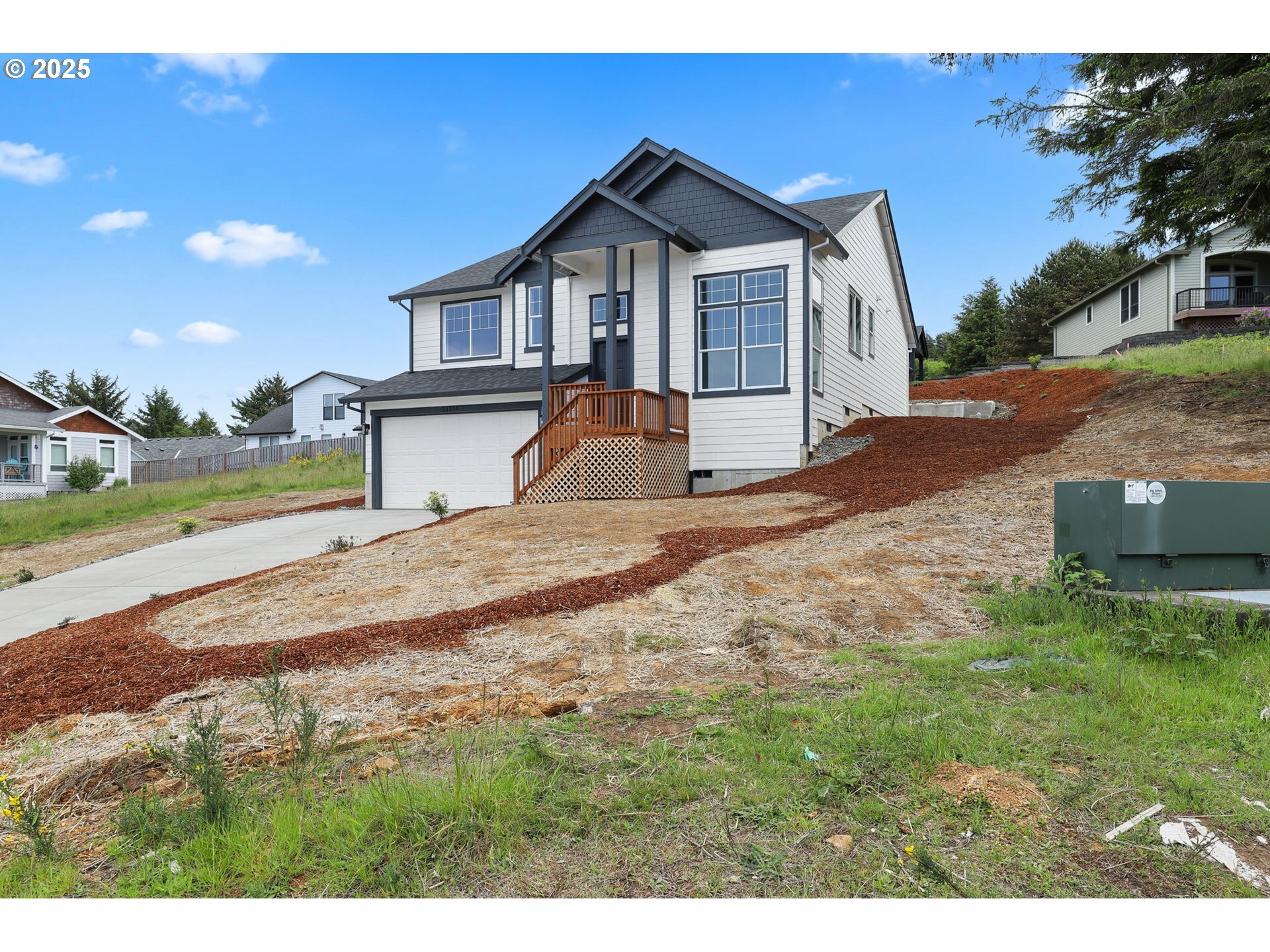 Property Photo: 34740 Lahaina OR 97135