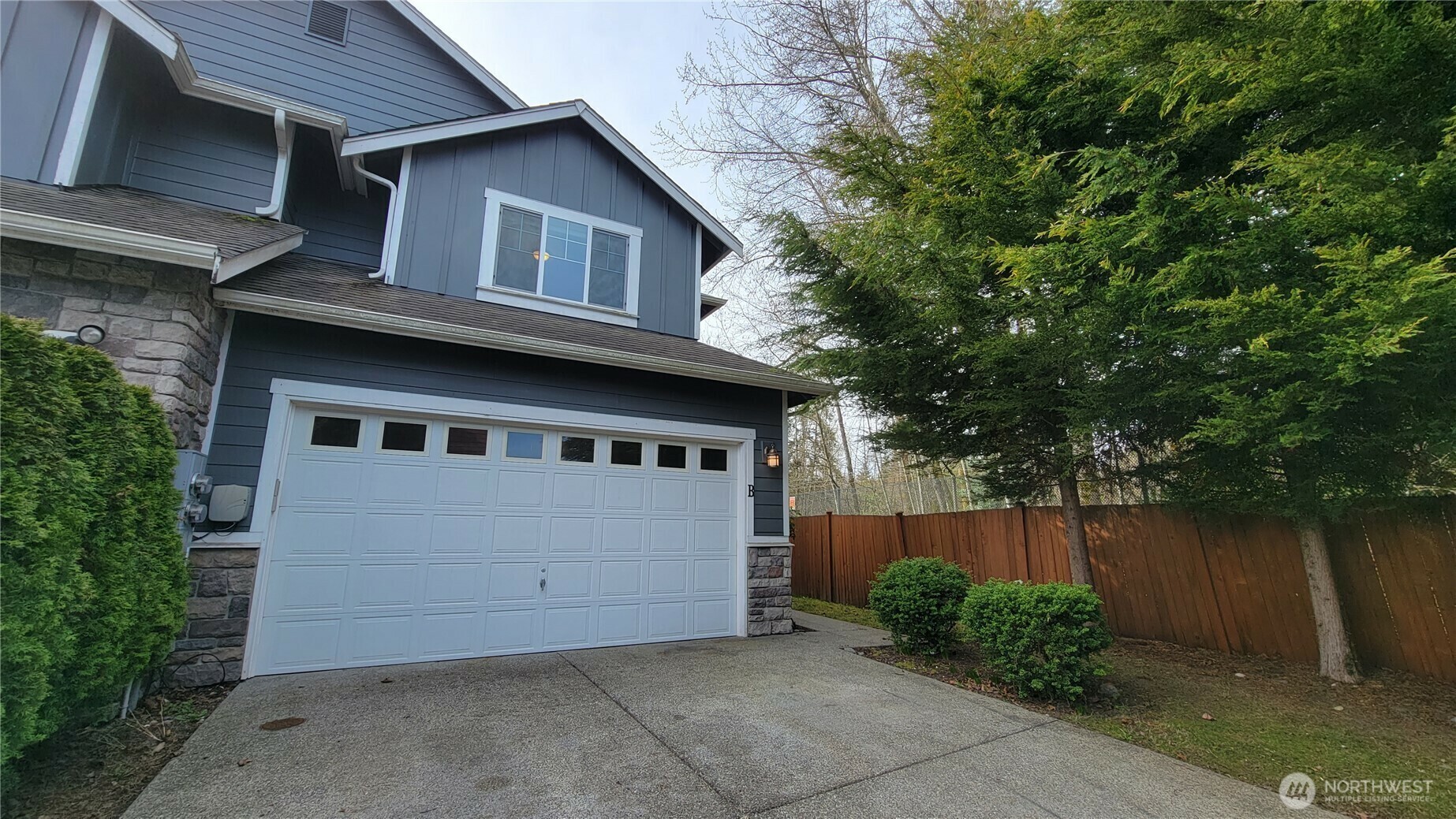 15912  36th Avenue W B  Lynnwood WA 98087 photo