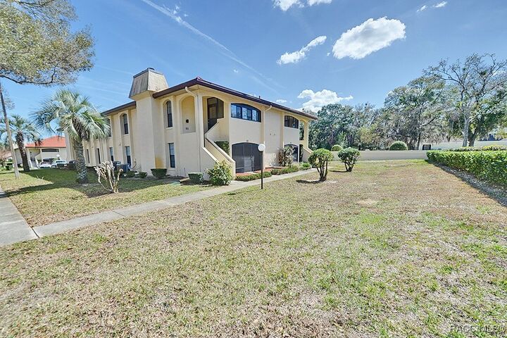 Property Photo: 2356 Forest Drive FL 34453