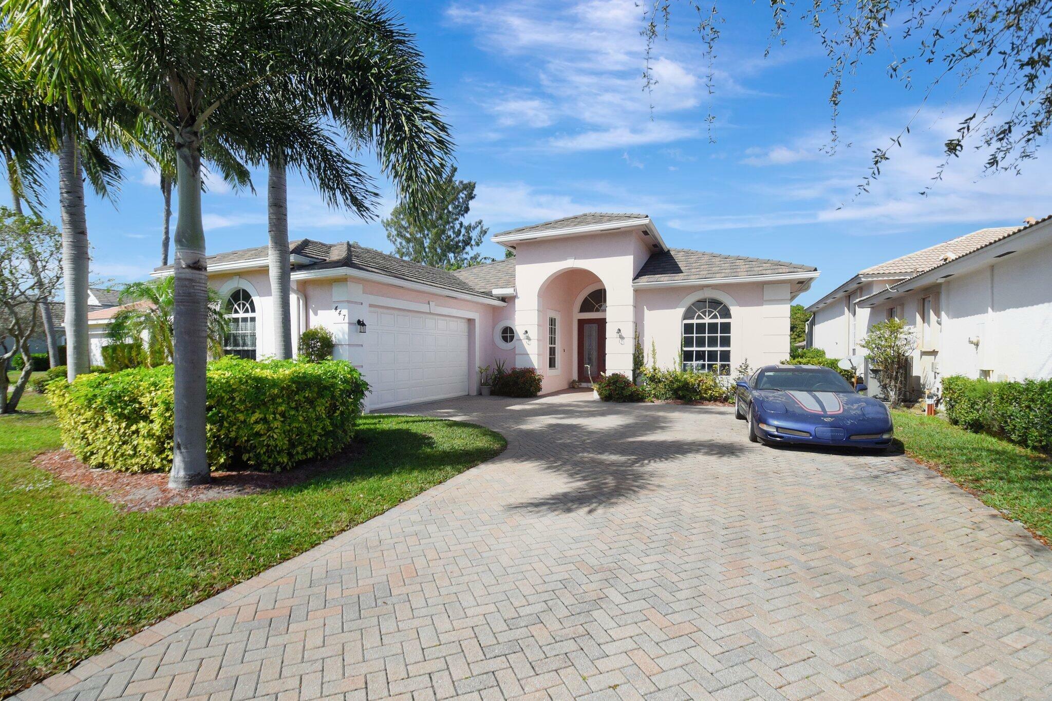 Property Photo:  447 Pine Tree Court  FL 33462 