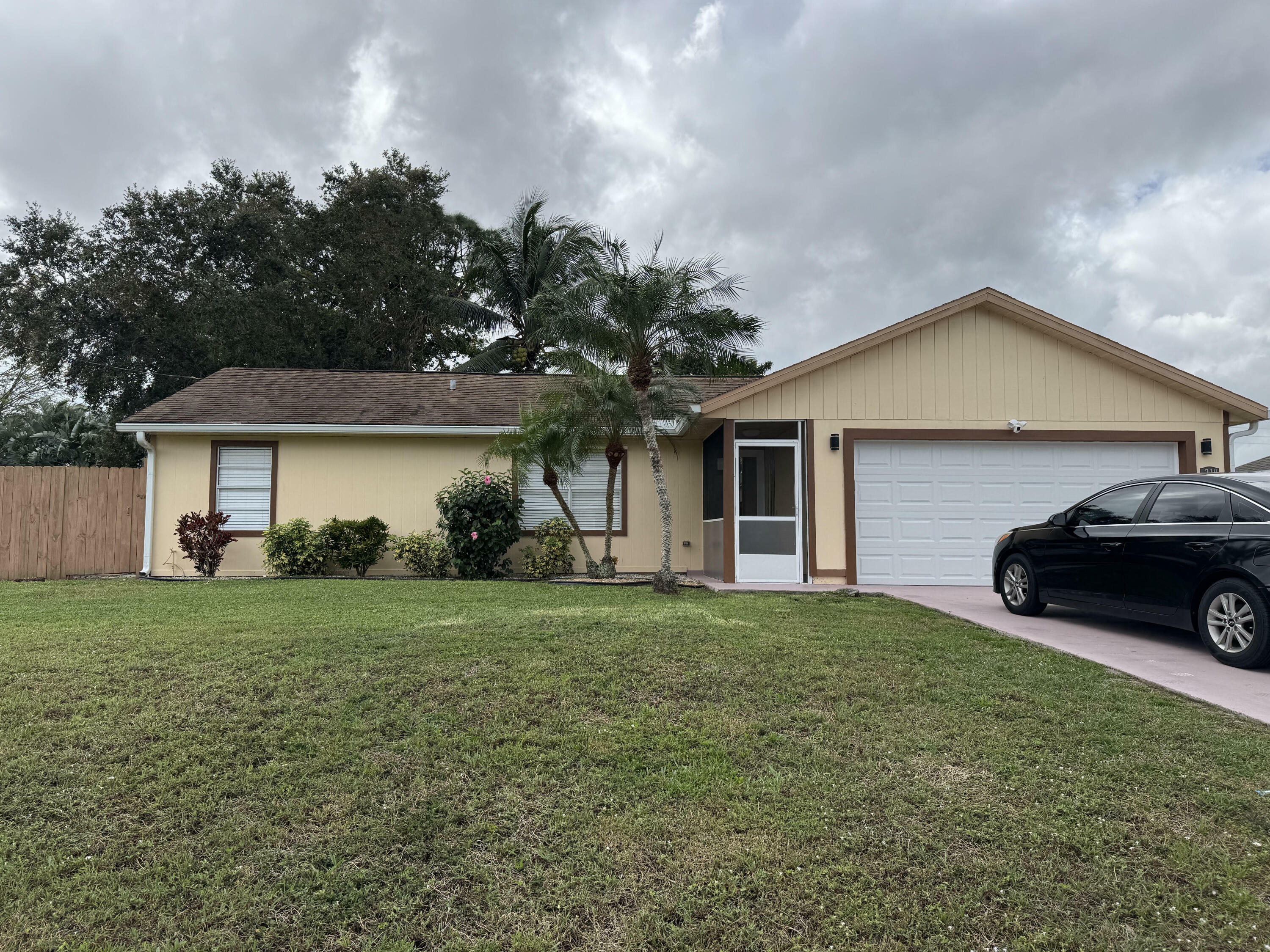218 SW Amesbury Avenue  Port Saint Lucie FL 34953 photo
