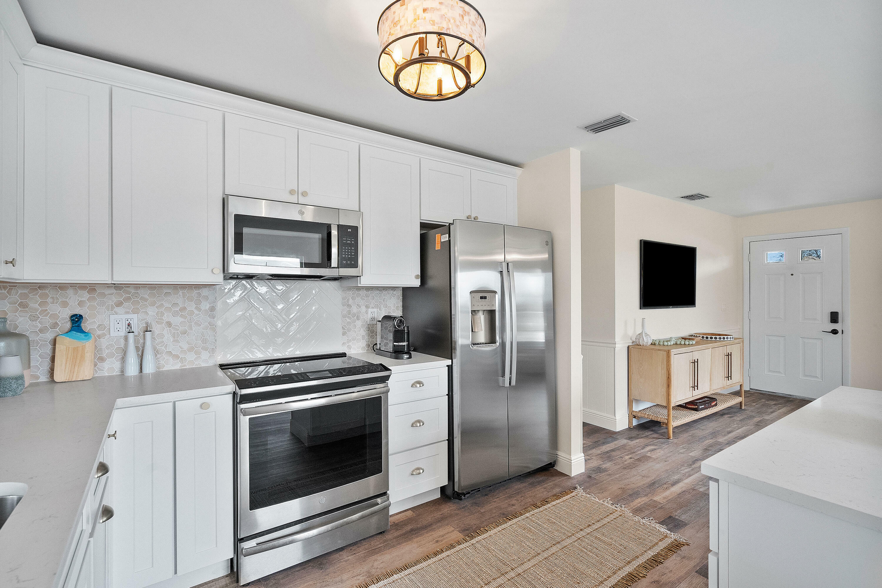 Property Photo: 7423 SE James Street FL 33455