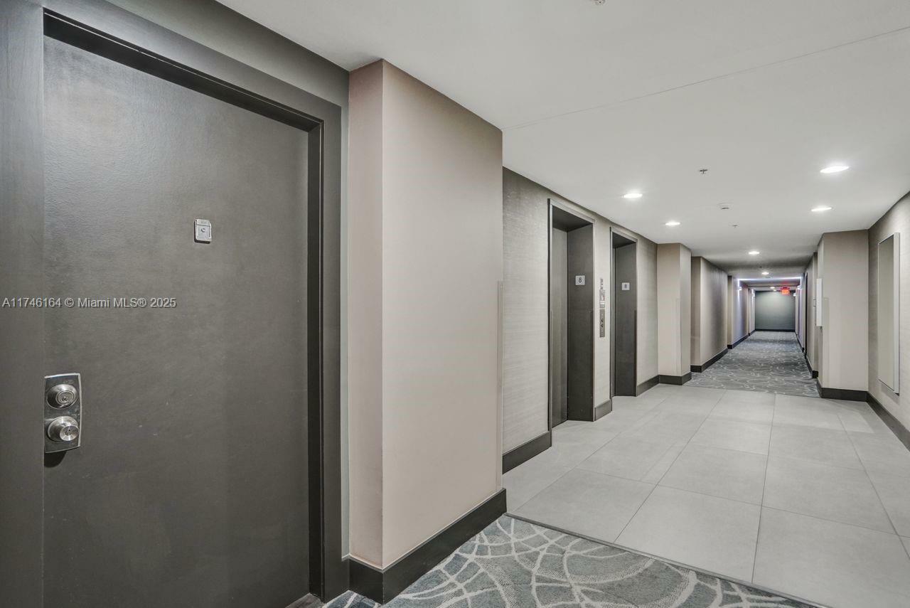 Property Photo: 770 Claughton Island Dr 808 FL 33131