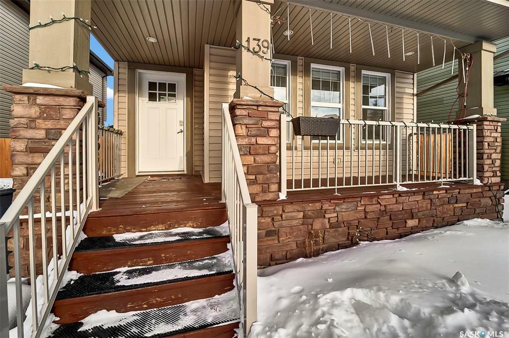 Property Photo:  139 Langlois Way  SK S7T 1C8 