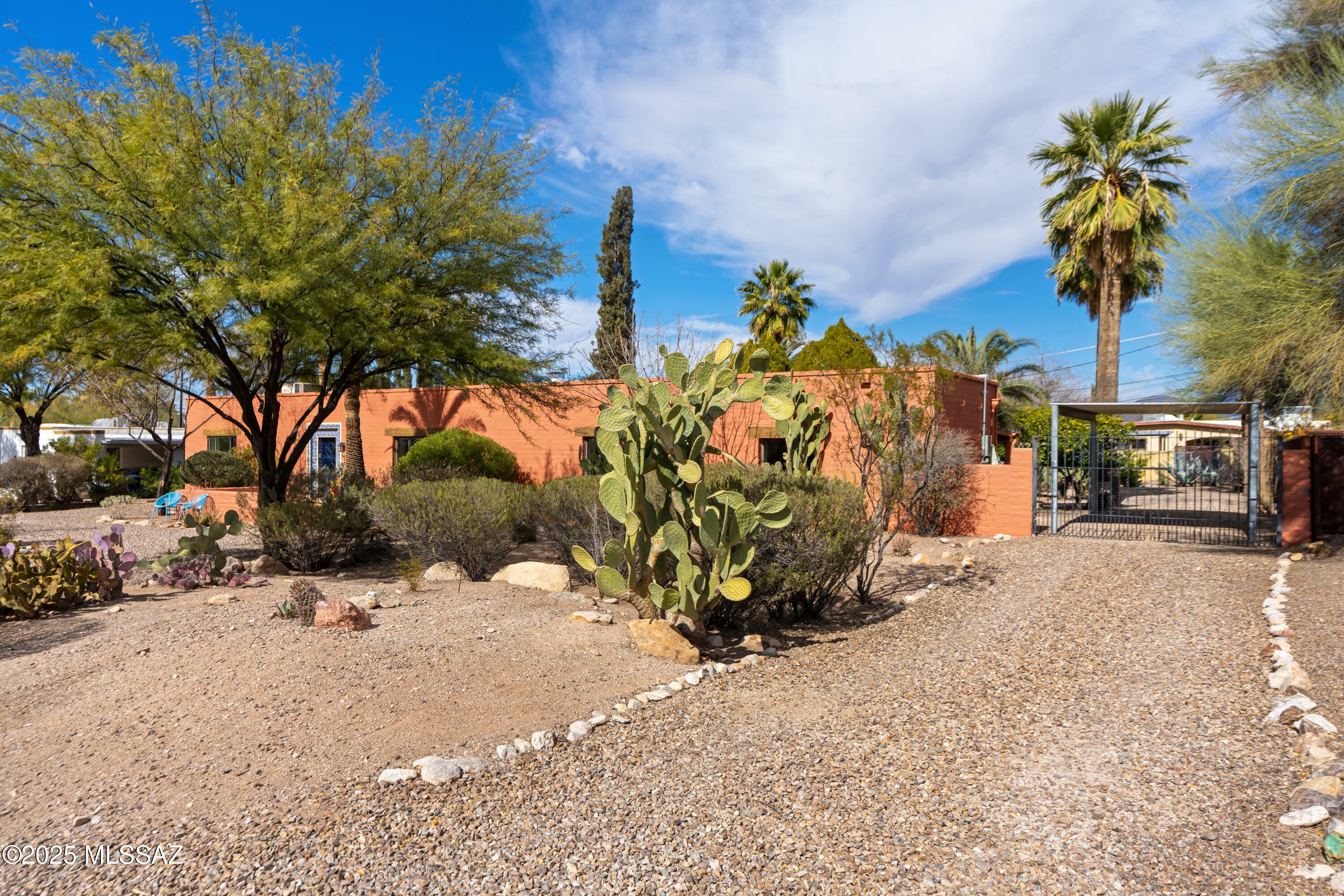 Property Photo: 3823 E Calle De Soto AZ 85716