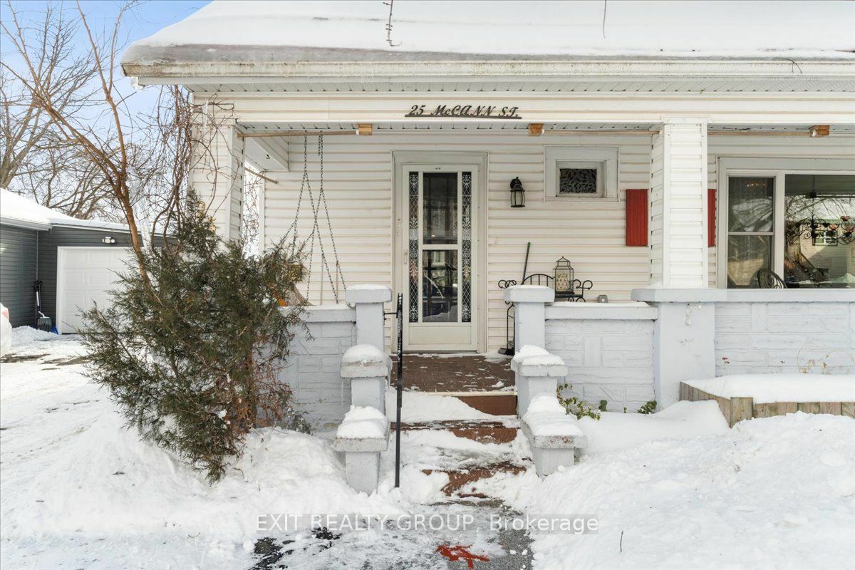 Property Photo:  25 McCann St  ON K8V 1W2 