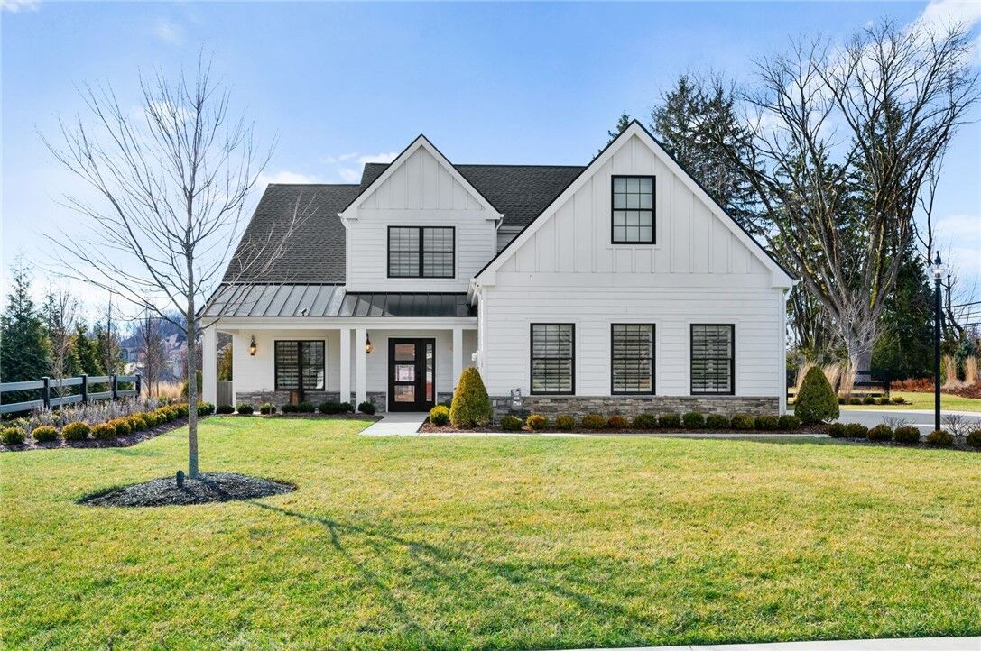 Property Photo: 1002 Mitchell Drive PA 15136