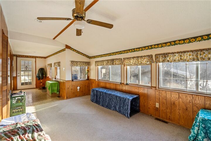 Property Photo:  48 Vesta St  PA 15429 