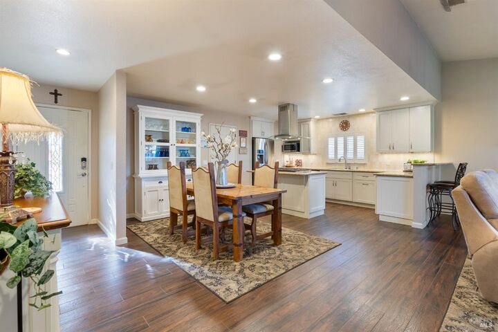 2367 Valley West Drive  Santa Rosa CA 95401 photo