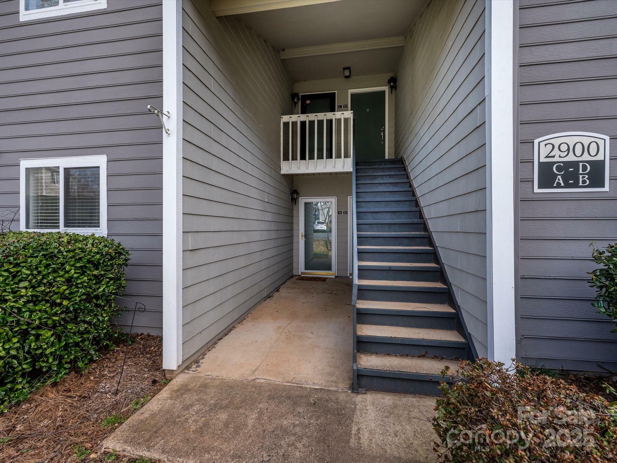Property Photo: 2900 Heathstead Place A NC 28210