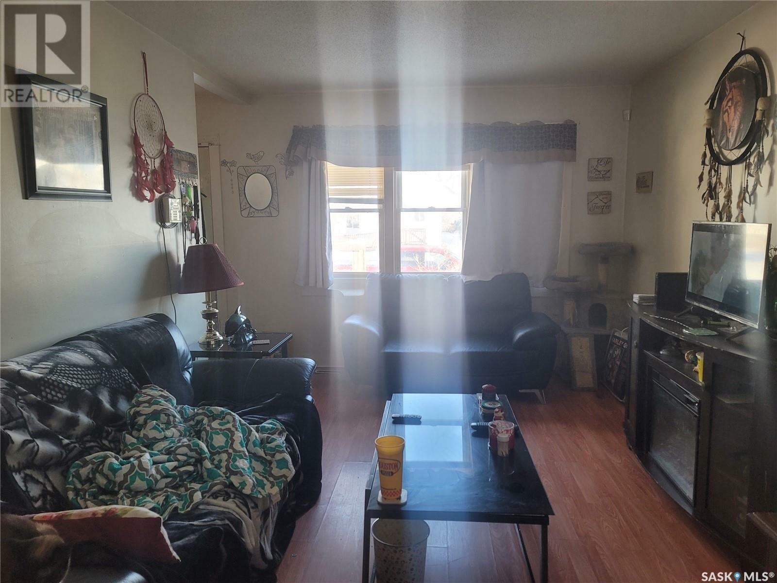 Property Photo: 1032 Retallack Street SK S4T 2H3
