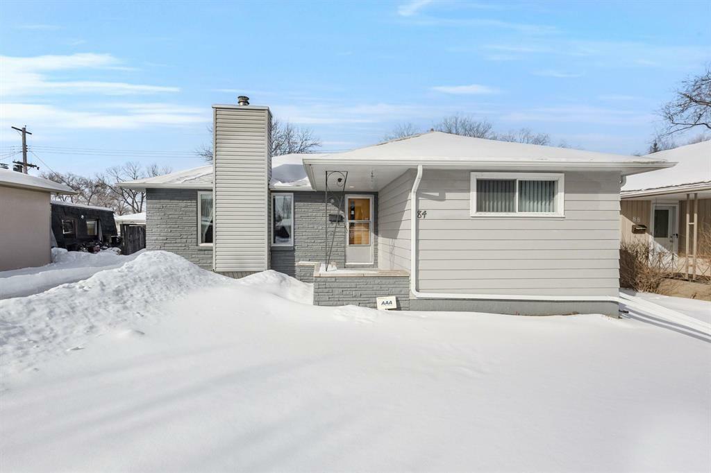 Property Photo:  84 Viola Street  MB R2V 3B9 