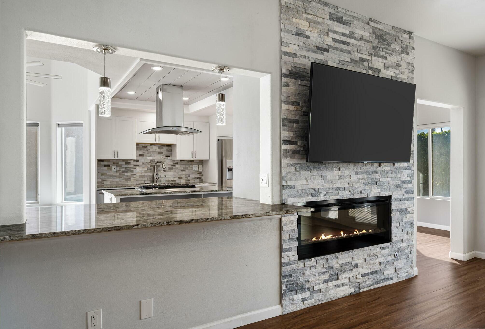 Property Photo:  48211 Vista De Nopal  CA 92253 