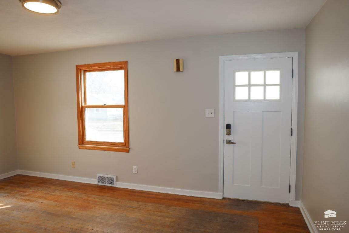 Property Photo:  608 Bertrand Street  KS 66502 