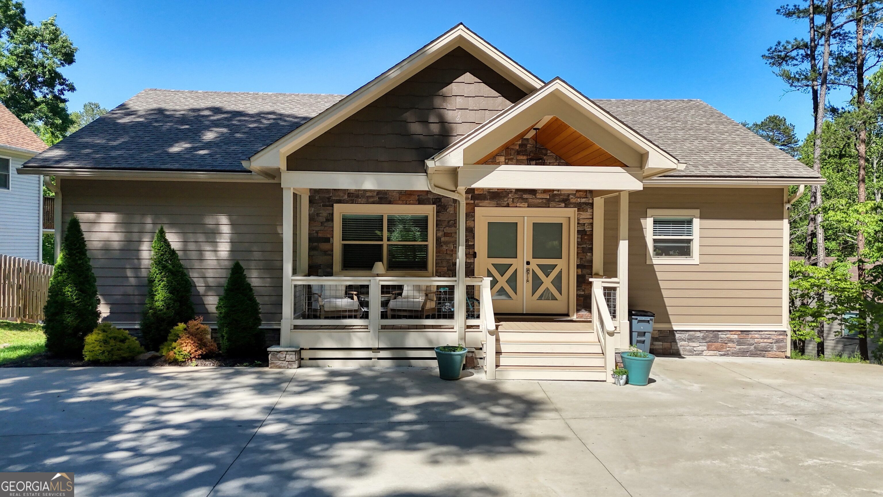 Property Photo: 210 Twin Brook Drive GA 30512