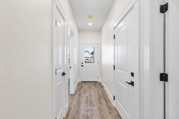Property Photo: 1012 Creswell Ln TX 78028