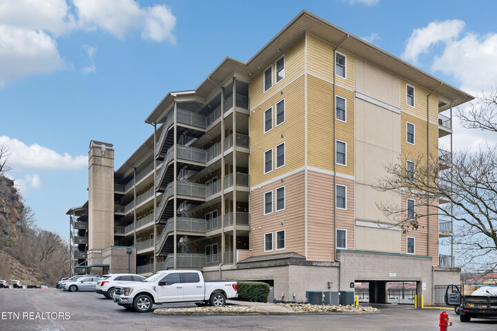 Property Photo: 3001 River Towne Way 304 TN 37920