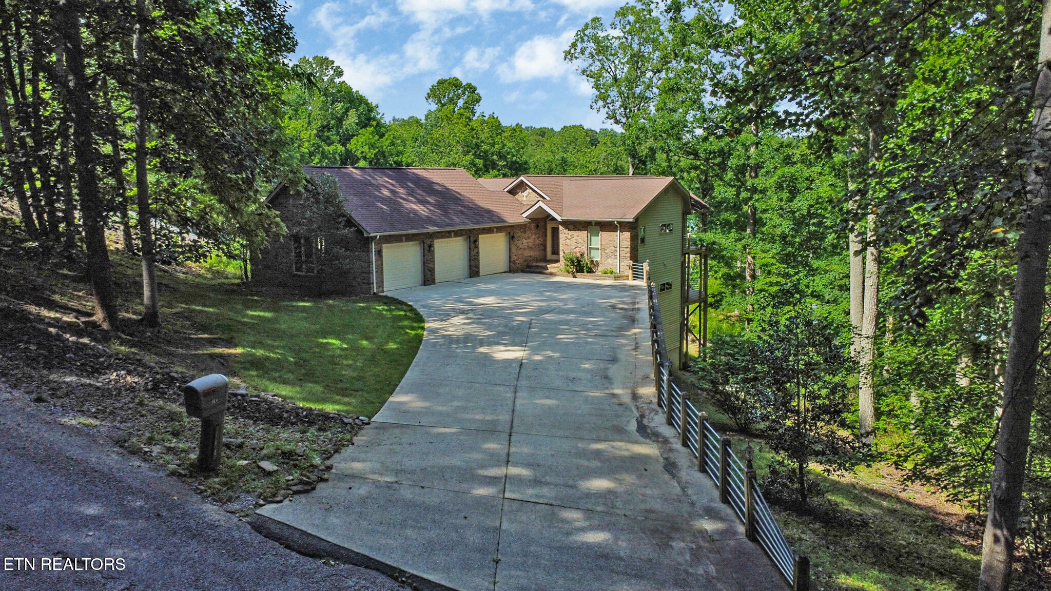 Property Photo: 164 Lynhurst Drive TN 38558
