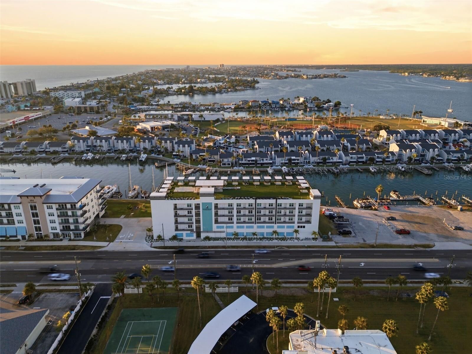 Property Photo:  400 150th Avenue 206  FL 33708 