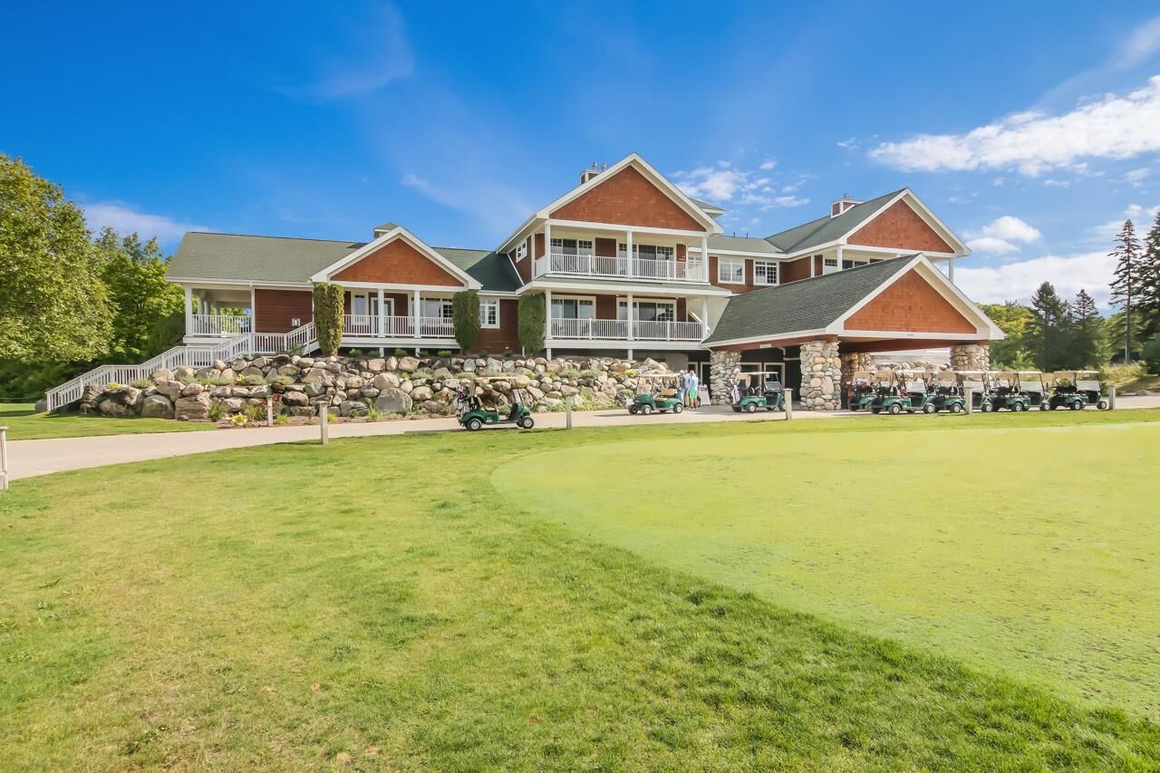 Property Photo: 2600 Hawks Eye Drive 10 MI 49615
