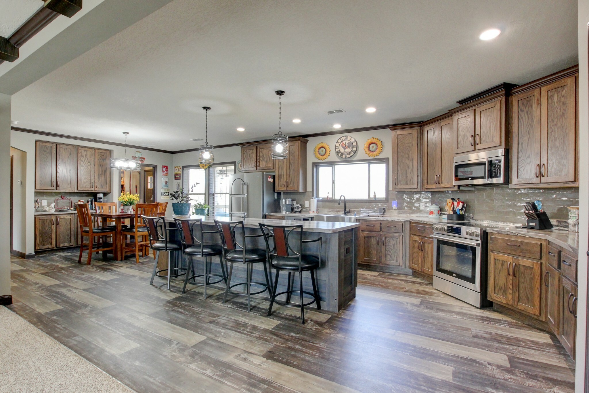 Property Photo: 212 Skyline Rdg TN 37058